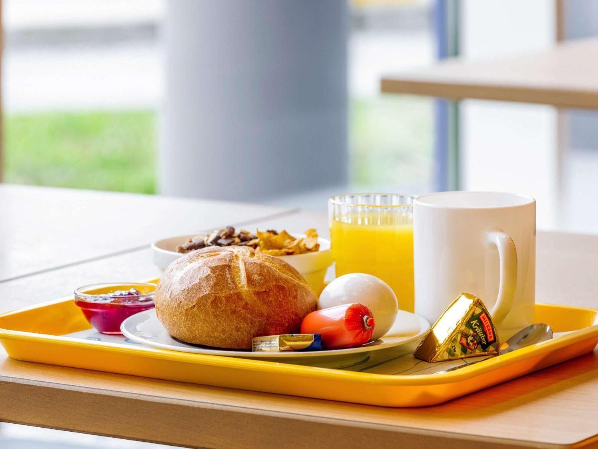 Ibis Budget Muenchen Putzbrunn Exterior foto